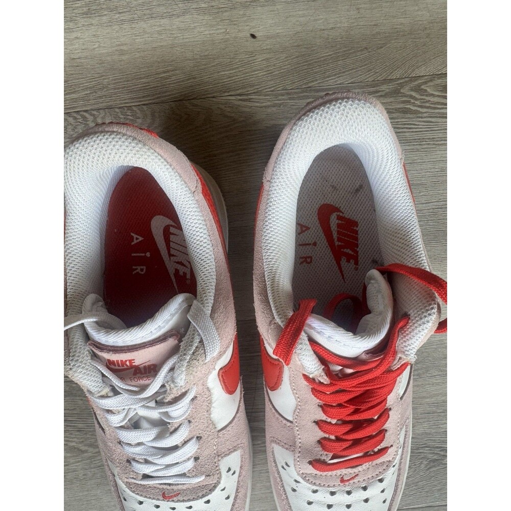 Nike Air Force 1 Low 07 QS Valentine’s Day Love Letter Pink Red DD3384-600 Suede - Picture 16 of 16
